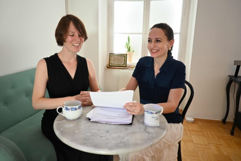 Vedische Astrologie mit Elisabeth Schulz und einer Kundin